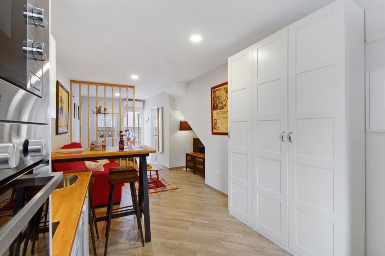 Barcelo 21, Parking On Request, Atico With Terrace & Studio With Patio, Center, Breakfast Included, Quite Neighborhood, Bc Málaga Exteriör bild